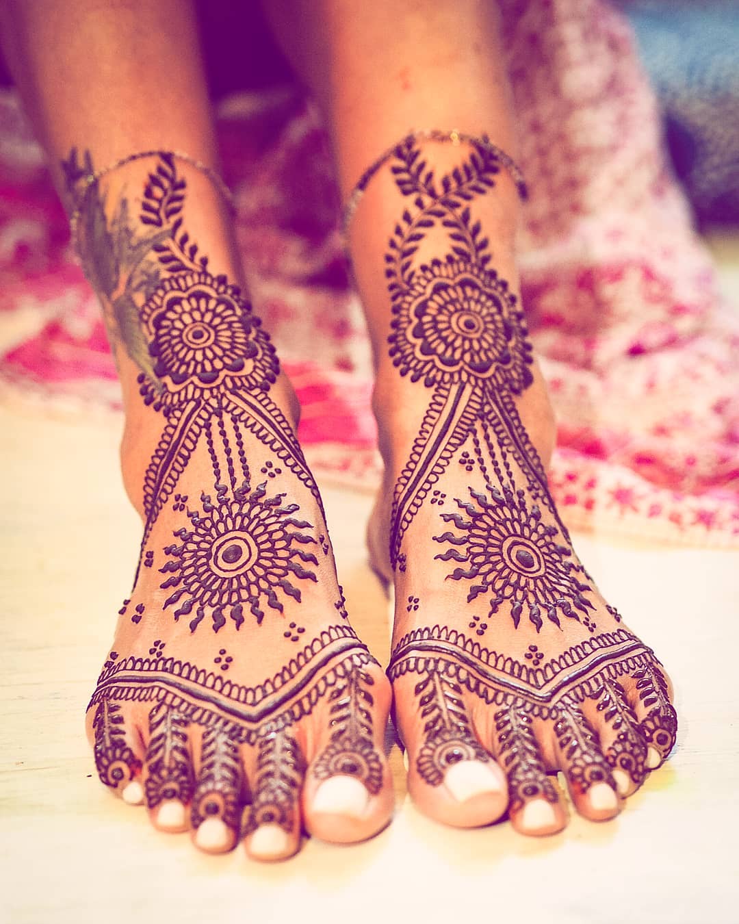 Mehndi Designs Of Leg