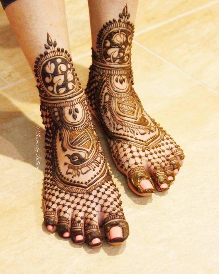 Mehndi Designs Of Leg