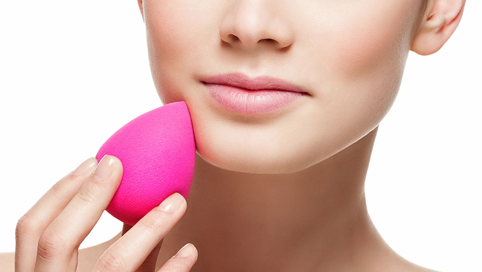 Tips and Tricks: How to Use a Beauty Blender