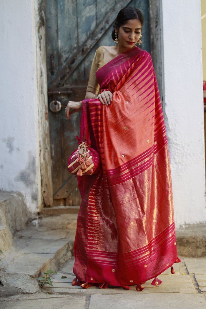 Perfect Combo Of Silk Saree and Potli For Special Occasions