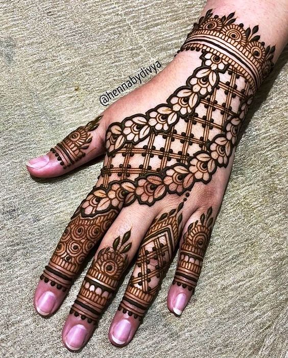 50+ Attractive and Amazing Latest Mehndi Designs - Must try in 2019