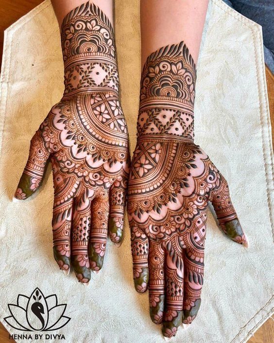 30 Stylish Back Hand Mehndi Design That Steal Your Heart