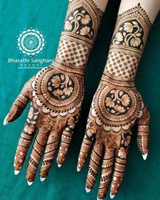 50+ Attractive and Amazing Latest Mehndi Designs - Must try in 2019