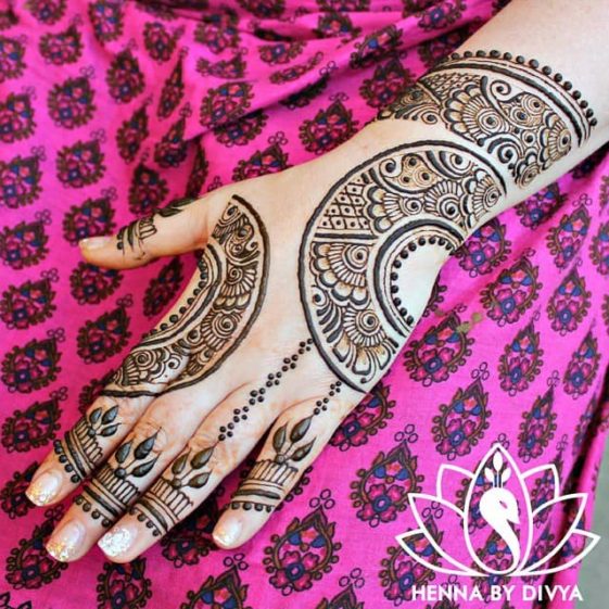 Easy and Simple Mehndi Designs That You Should Try In 2021 - Tikli