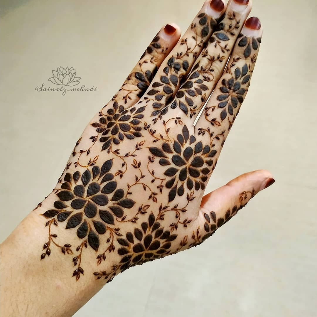 Simple Mehndi Designs For Bridal