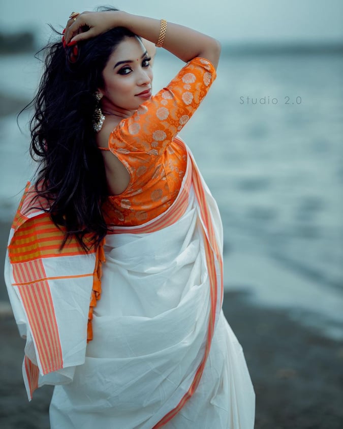 Style Your Kerala Kasavu Saree Like a Celeb! • Keep Me Stylish