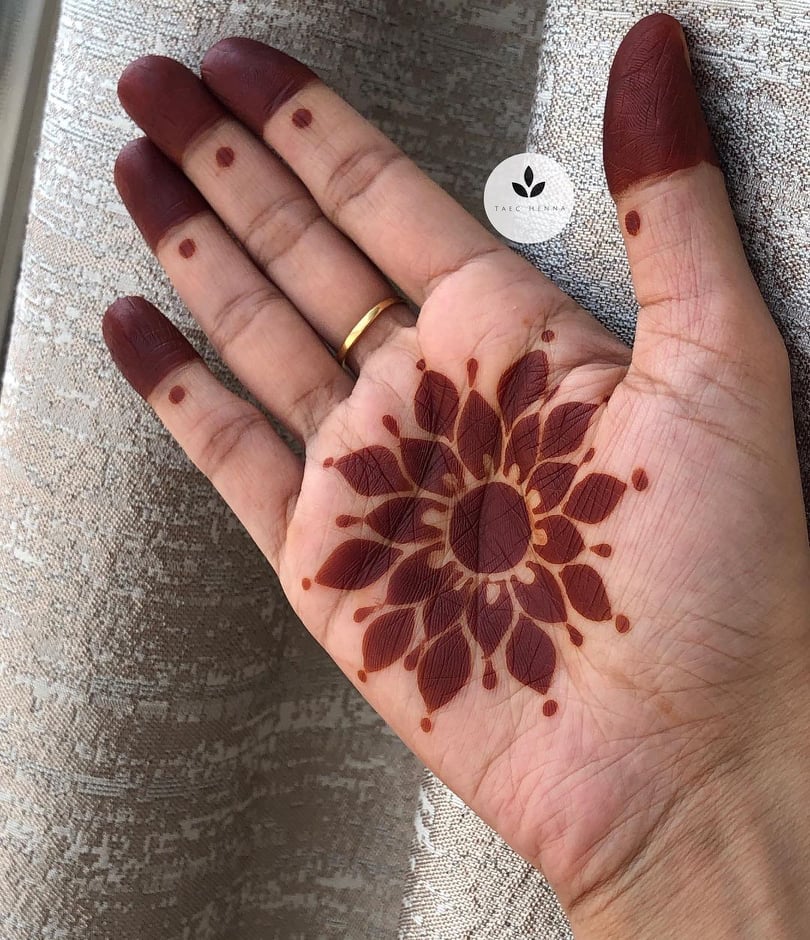 Arabic Leaf Henna | Henna designs, Henna designs hand, Mehndi designs