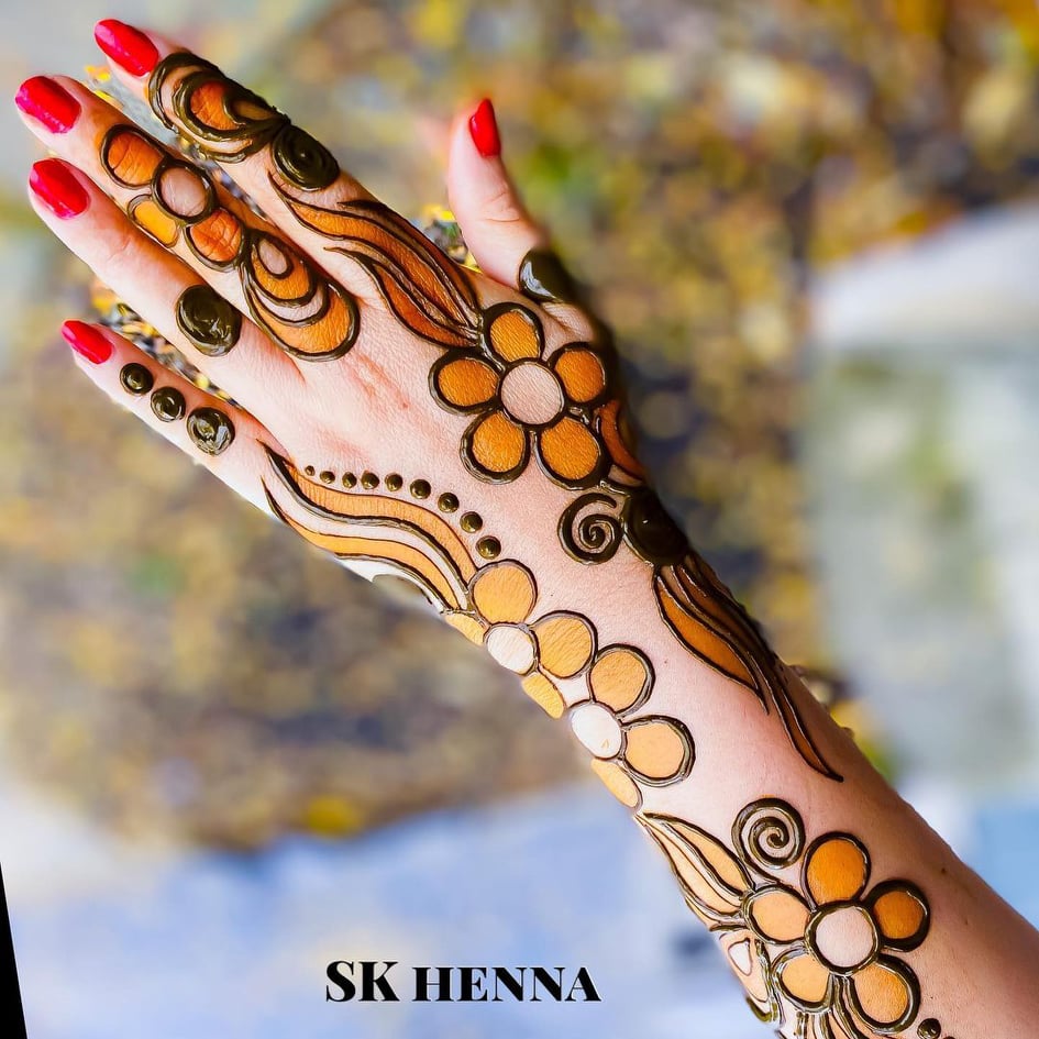 20+ Easy and Simple Henna Designs   For Any Special Occasions   Tikli
