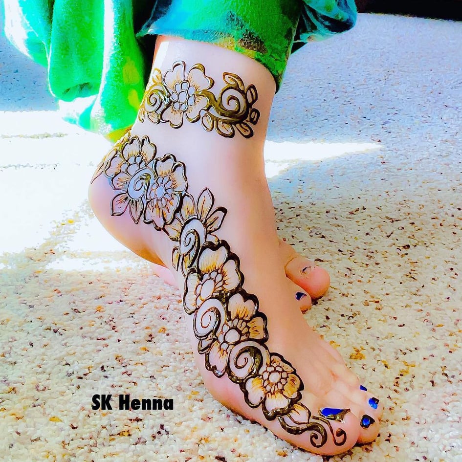 Heena Designs For Leg