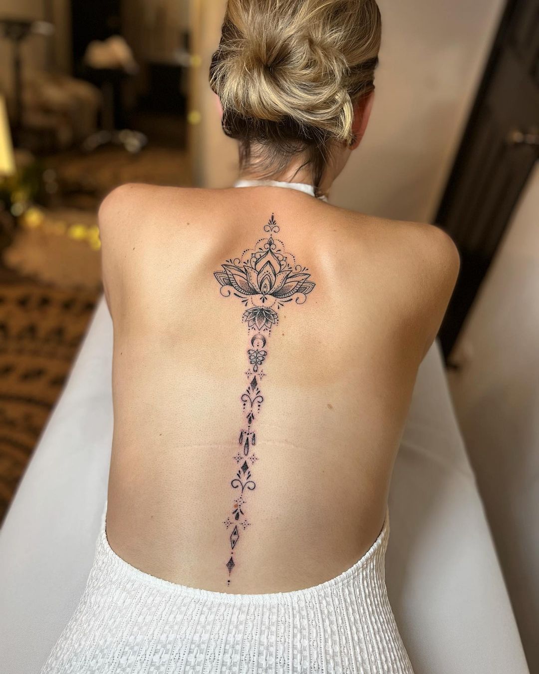 Gorgeous And Sexy Spine Tattoo Designs and Its Meaning - Tikli
