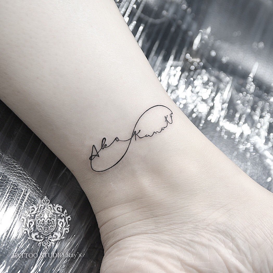 Discover more than 82 infinity wrist tattoo with initials best - in ...
