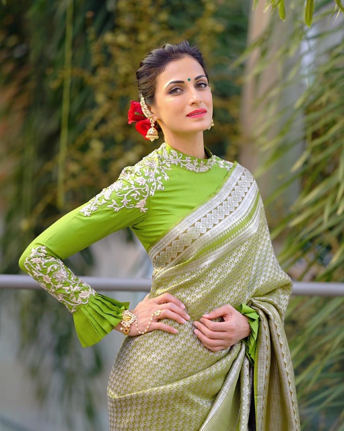 Aggregate more than 80 long sleeve saree blouse designs super hot ...