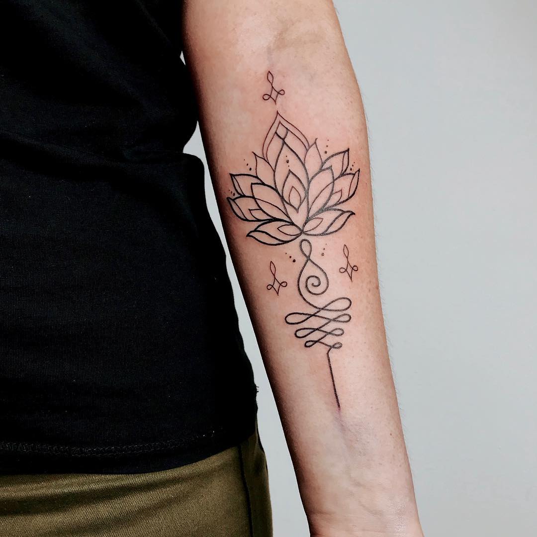 Uncovering the Hidden Symbolic Meaning of Money Rose Tattoos: Symbolism,  Design, and Interpretations - Impeccable Nest