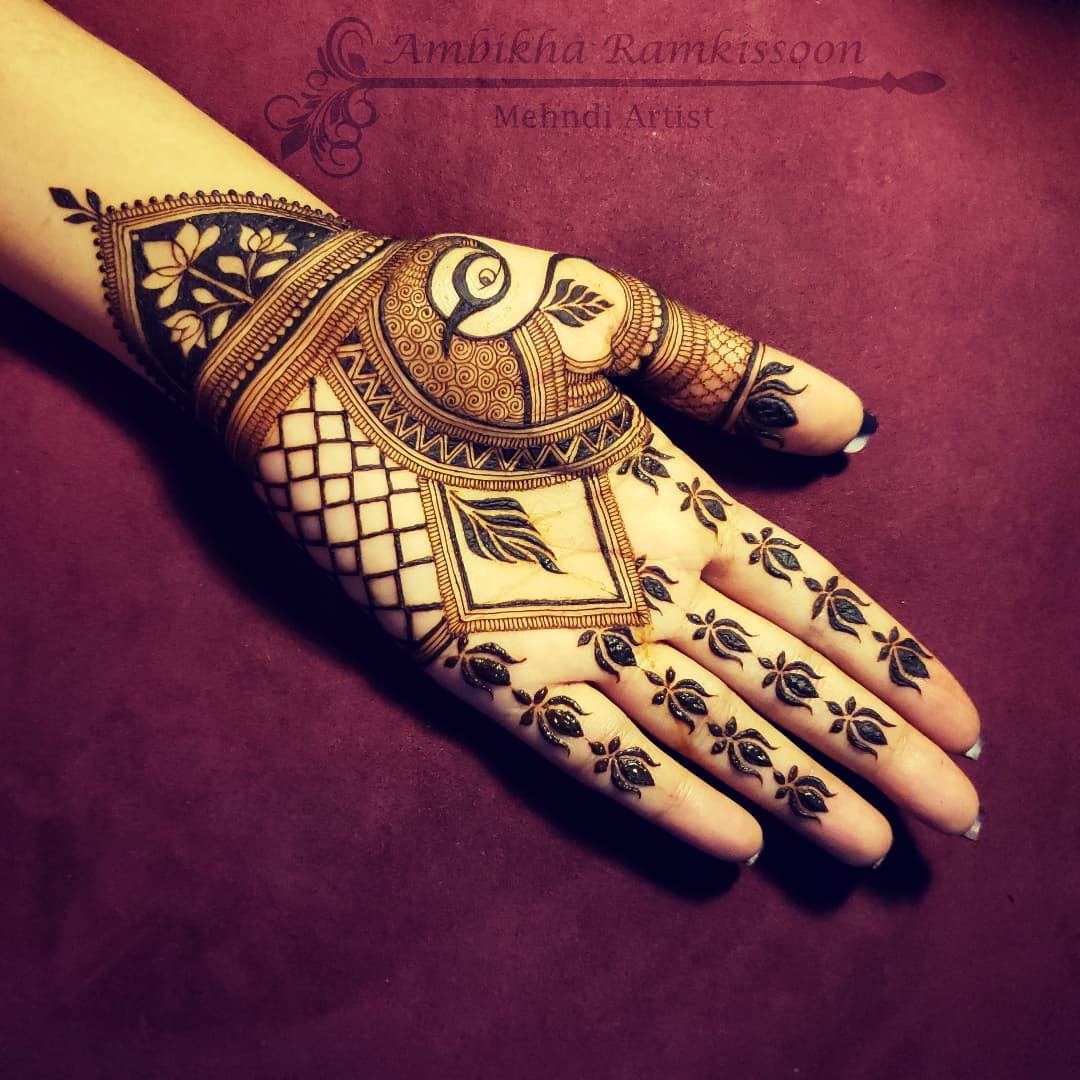 31 Easy Mehndi Designs That Anyone Can Try At Home