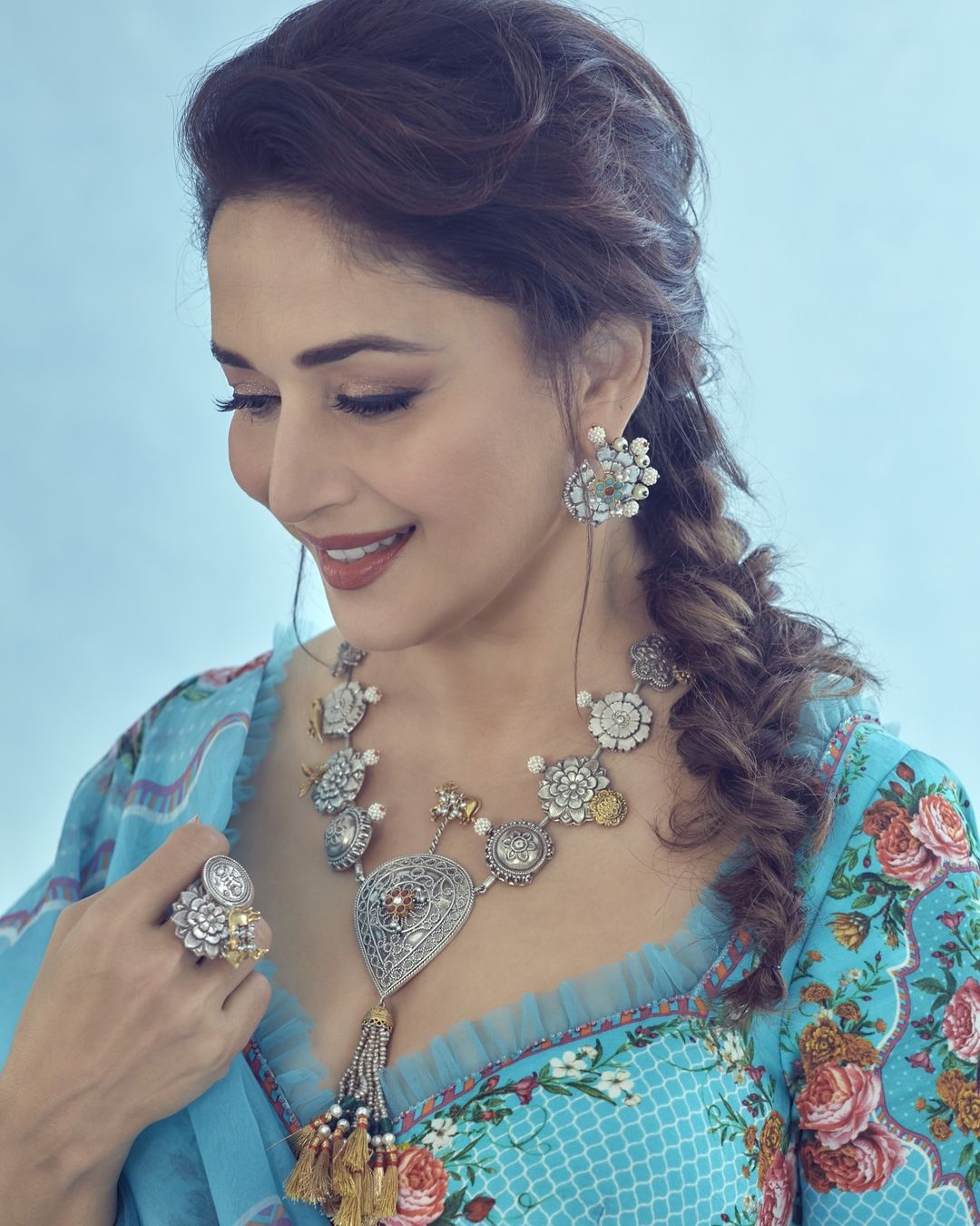 Trendiest Hairstyles Inspired by Madhuri Dixit for Women Over 50 - Tikli