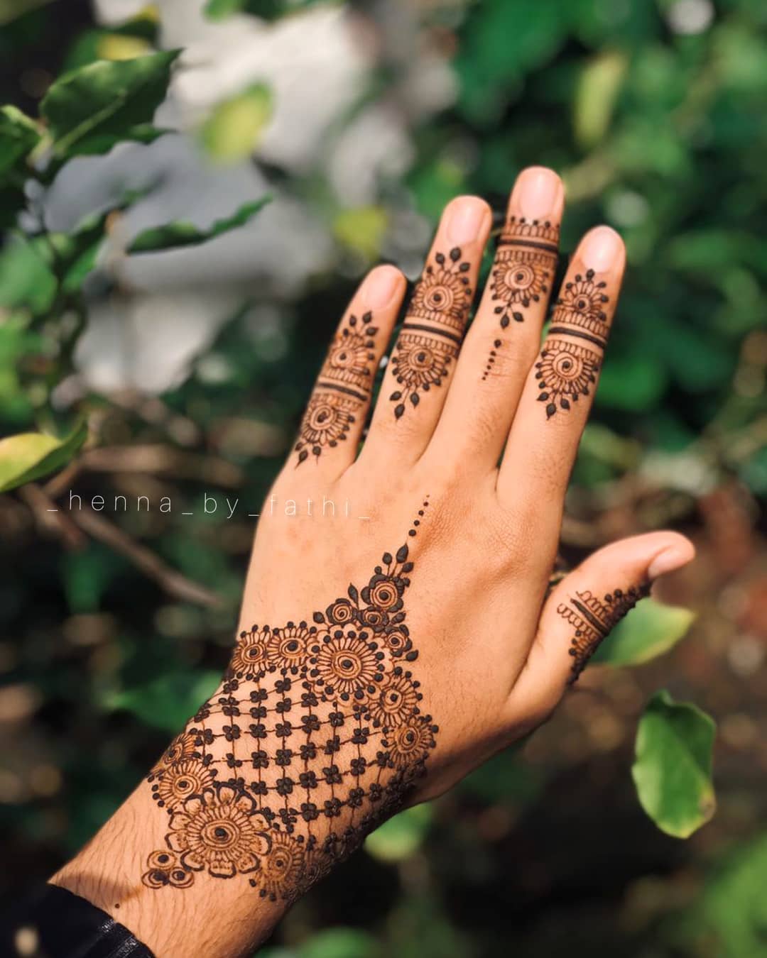 Easy Henna Tattoo For Finger Back Hands Jewelery Mehndi  Mehndi Design  Trends  YouTube  Mehndi designs for hands Simple henna tattoo Mehndi  designs