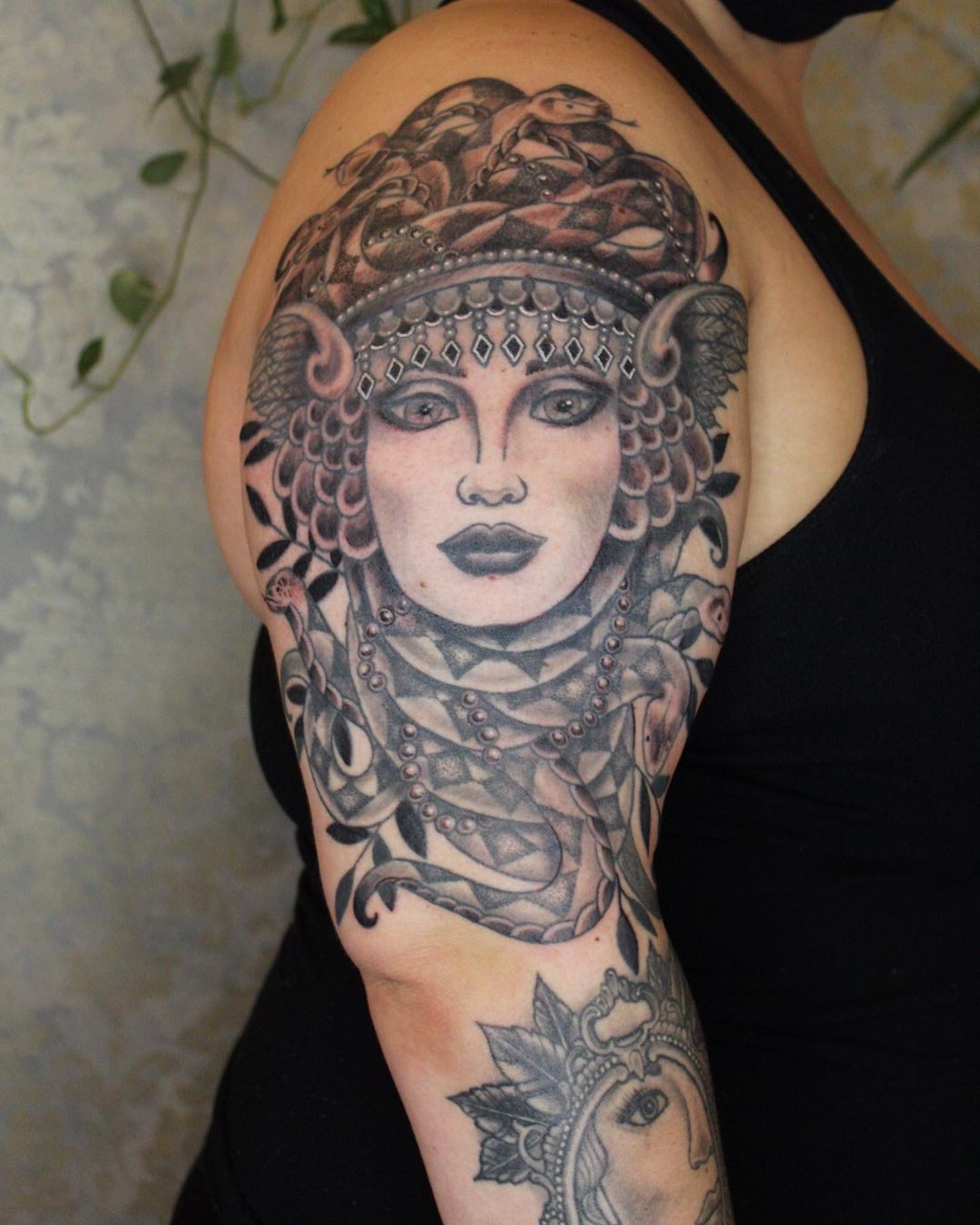 20+ Black Medusa Tattoo | AbbasZichen