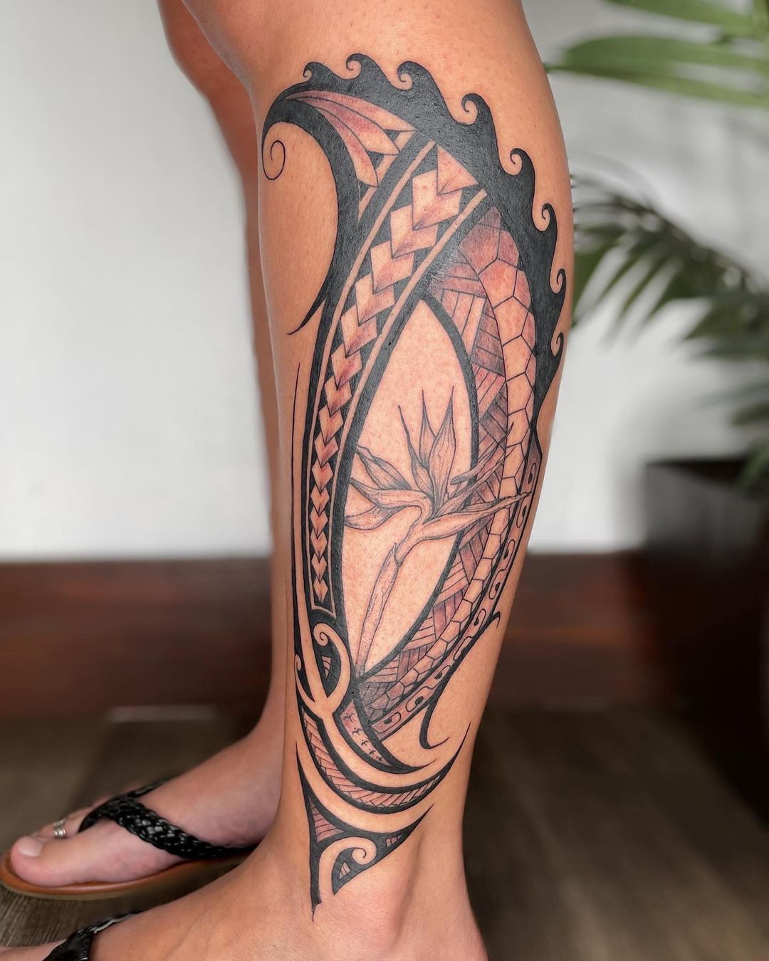 40+ Beautiful and Meaningful Tribal Tattoo Ideas for Women - Tikli