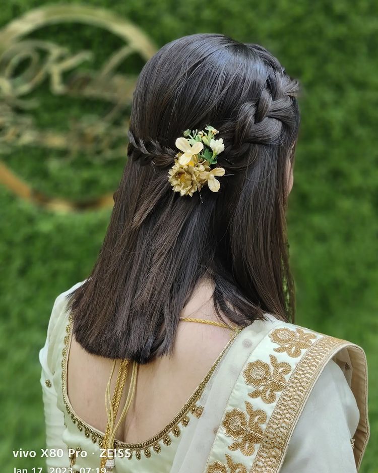 What should the hairstyle be when wearing lengha  Quora