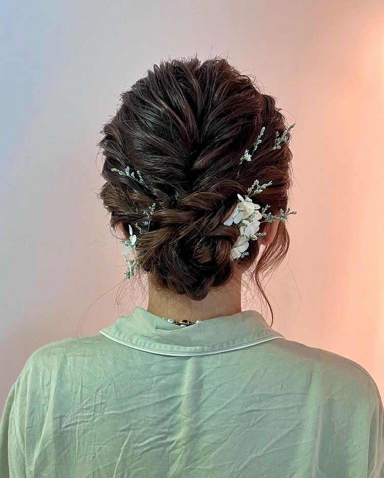 Top Bridal Hairstyles for Glamorous Look on Your Special Day - SetMyWed