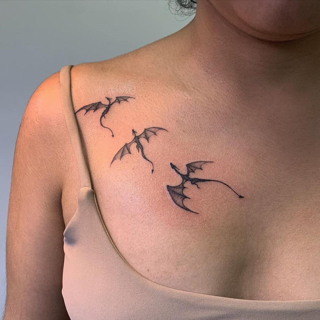21+ Heart Stealing Chest Tattoo Designs and Ideas for Women - Tikli