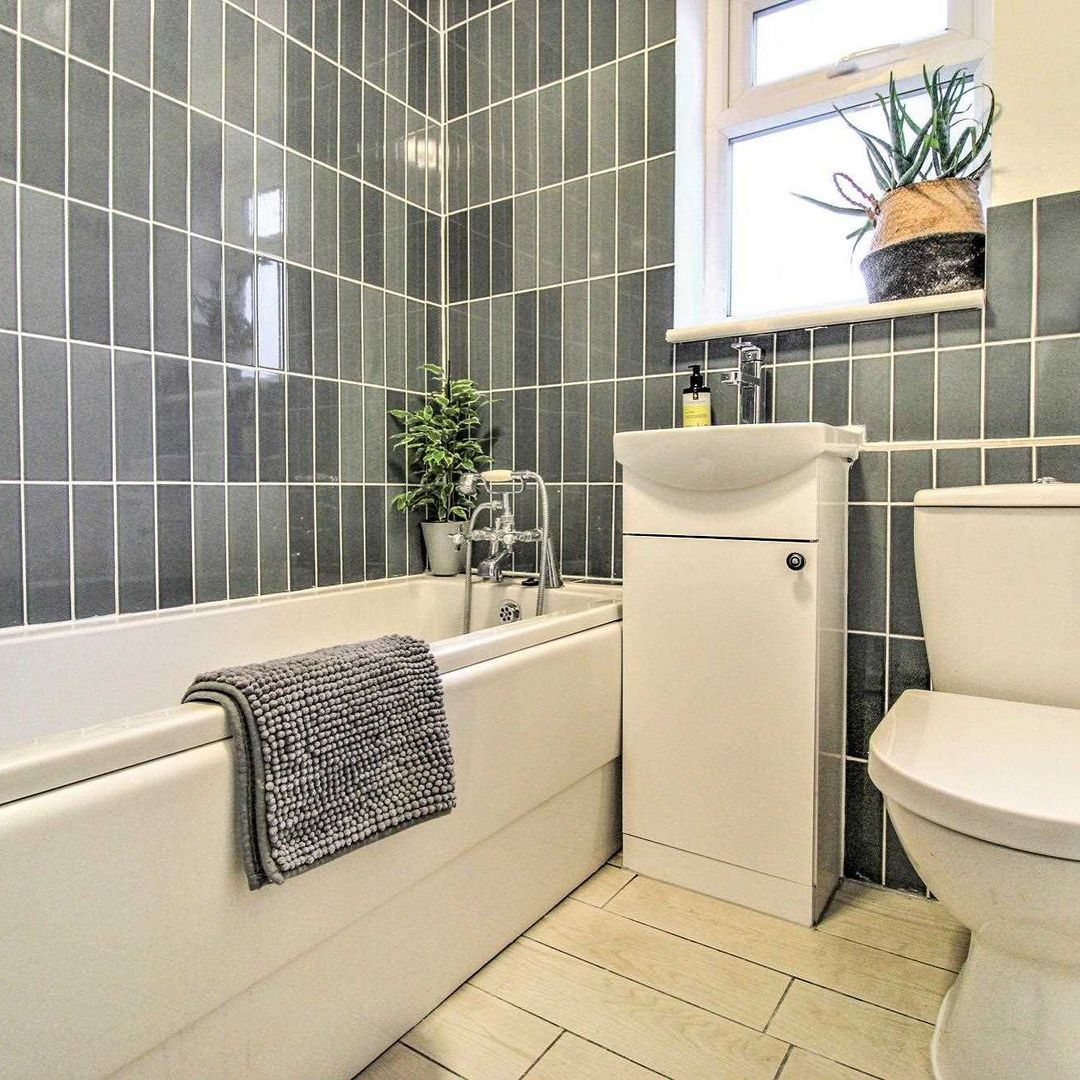bathroom tile design